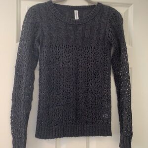 Aeropostale gray long sleeve soft loose knit sweater round neck XS